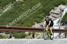 Photo #2545409 | 08-08-2022 11:29 | Passo Dello Stelvio - Waterfall curve BICYCLES