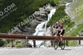Photo #2177170 | 23-06-2022 13:30 | Passo Dello Stelvio - Waterfall curve BICYCLES