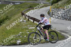 Photo #3663424 | 30-07-2023 11:17 | Passo Dello Stelvio - Waterfall curve BICYCLES
