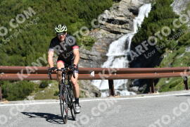 Photo #2184358 | 25-06-2022 09:58 | Passo Dello Stelvio - Waterfall curve BICYCLES