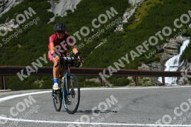 Fotó #4143661 | 03-09-2023 12:31 | Passo Dello Stelvio - Vízesés kanyar Bicajosok