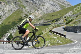 Photo #2352729 | 19-07-2022 10:54 | Passo Dello Stelvio - Waterfall curve BICYCLES
