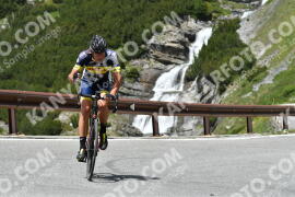 Photo #2204318 | 27-06-2022 13:13 | Passo Dello Stelvio - Waterfall curve BICYCLES