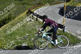 Photo #3360478 | 05-07-2023 10:15 | Passo Dello Stelvio - Waterfall curve BICYCLES