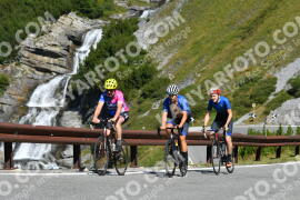 Photo #3883069 | 14-08-2023 10:44 | Passo Dello Stelvio - Waterfall curve BICYCLES