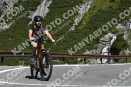 Photo #3851075 | 13-08-2023 10:15 | Passo Dello Stelvio - Waterfall curve BICYCLES