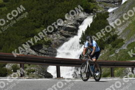 Photo #3240846 | 26-06-2023 13:02 | Passo Dello Stelvio - Waterfall curve BICYCLES