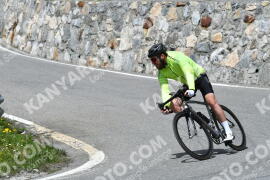Photo #2204525 | 27-06-2022 14:12 | Passo Dello Stelvio - Waterfall curve BICYCLES