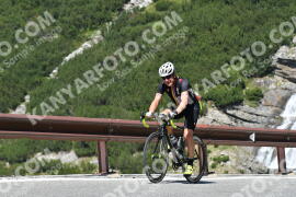 Photo #2355421 | 19-07-2022 12:11 | Passo Dello Stelvio - Waterfall curve BICYCLES