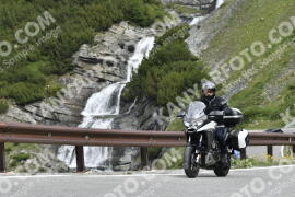 Foto #3389066 | 08-07-2023 10:04 | Passo Dello Stelvio - Waterfall Kehre