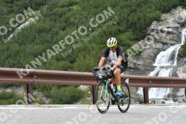 Photo #2437002 | 30-07-2022 10:05 | Passo Dello Stelvio - Waterfall curve BICYCLES