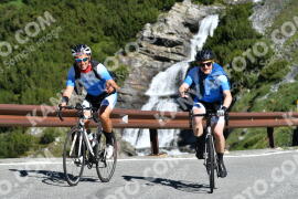Photo #2183773 | 25-06-2022 09:42 | Passo Dello Stelvio - Waterfall curve BICYCLES