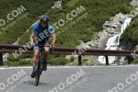 Photo #3545510 | 22-07-2023 10:30 | Passo Dello Stelvio - Waterfall curve BICYCLES