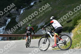 Photo #2371899 | 22-07-2022 13:51 | Passo Dello Stelvio - Waterfall curve BICYCLES