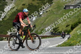 Photo #2159356 | 19-06-2022 10:45 | Passo Dello Stelvio - Waterfall curve BICYCLES
