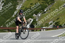 Photo #2415953 | 27-07-2022 10:16 | Passo Dello Stelvio - Waterfall curve BICYCLES