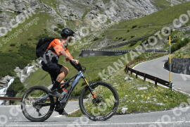 Photo #3498607 | 16-07-2023 10:42 | Passo Dello Stelvio - Waterfall curve BICYCLES