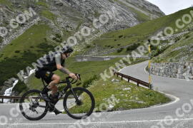 Photo #3588594 | 27-07-2023 10:17 | Passo Dello Stelvio - Waterfall curve BICYCLES