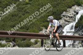 Photo #3253781 | 27-06-2023 11:04 | Passo Dello Stelvio - Waterfall curve BICYCLES