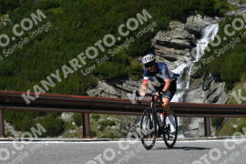 Photo #3987348 | 20-08-2023 13:00 | Passo Dello Stelvio - Waterfall curve BICYCLES