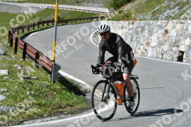 Photo #2631418 | 13-08-2022 15:55 | Passo Dello Stelvio - Waterfall curve BICYCLES
