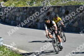 Foto #2216507 | 02-07-2022 10:00 | Passo Dello Stelvio - Waterfall Kehre BICYCLES