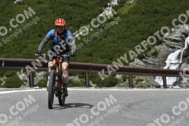 Fotó #3764433 | 08-08-2023 12:11 | Passo Dello Stelvio - Vízesés kanyar Bicajosok