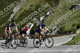 Photo #2109142 | 08-06-2022 10:10 | Passo Dello Stelvio - Waterfall curve BICYCLES