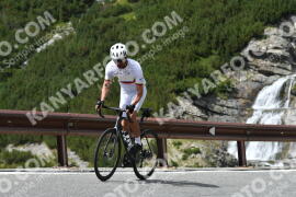 Photo #2643043 | 14-08-2022 13:47 | Passo Dello Stelvio - Waterfall curve BICYCLES