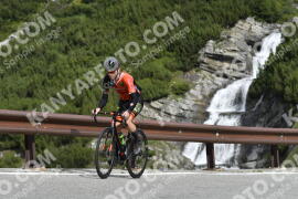 Photo #3617940 | 29-07-2023 09:52 | Passo Dello Stelvio - Waterfall curve BICYCLES