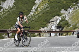 Photo #2751795 | 26-08-2022 10:52 | Passo Dello Stelvio - Waterfall curve BICYCLES