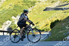 Photo #3982429 | 20-08-2023 09:45 | Passo Dello Stelvio - Waterfall curve BICYCLES