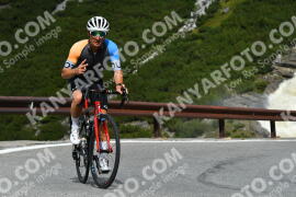 Photo #3926211 | 17-08-2023 10:39 | Passo Dello Stelvio - Waterfall curve BICYCLES