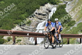 Photo #2369767 | 22-07-2022 11:44 | Passo Dello Stelvio - Waterfall curve BICYCLES