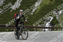 Fotó #3362765 | 06-07-2023 11:41 | Passo Dello Stelvio - Vízesés kanyar Bicajosok