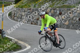 Photo #2179329 | 24-06-2022 11:50 | Passo Dello Stelvio - Waterfall curve BICYCLES