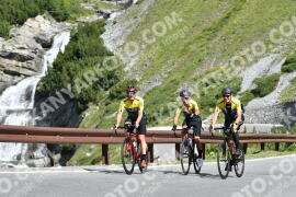 Photo #2306829 | 15-07-2022 10:13 | Passo Dello Stelvio - Waterfall curve BICYCLES