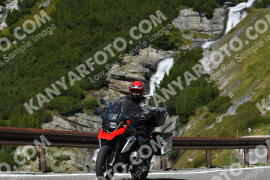 Foto #4203369 | 08-09-2023 12:00 | Passo Dello Stelvio - Waterfall Kehre