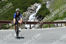 Photo #2190650 | 25-06-2022 11:58 | Passo Dello Stelvio - Waterfall curve BICYCLES