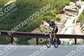 Photo #2371560 | 22-07-2022 13:26 | Passo Dello Stelvio - Waterfall curve BICYCLES