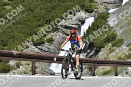 Photo #2083772 | 04-06-2022 11:51 | Passo Dello Stelvio - Waterfall curve BICYCLES