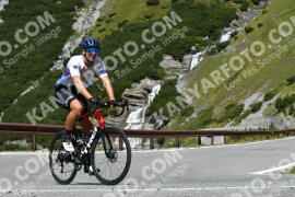 Photo #2530889 | 07-08-2022 12:00 | Passo Dello Stelvio - Waterfall curve BICYCLES