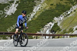 Photo #2711282 | 22-08-2022 11:23 | Passo Dello Stelvio - Waterfall curve BICYCLES