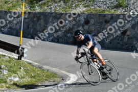 Photo #2368558 | 22-07-2022 10:04 | Passo Dello Stelvio - Waterfall curve BICYCLES
