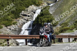 Foto #2078940 | 02-06-2022 09:16 | Passo Dello Stelvio - Waterfall Kehre