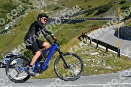 Photo #3898533 | 15-08-2023 10:12 | Passo Dello Stelvio - Waterfall curve BICYCLES