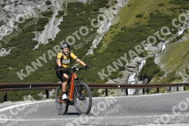 Photo #2738973 | 25-08-2022 11:04 | Passo Dello Stelvio - Waterfall curve BICYCLES