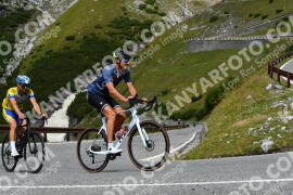 Foto #3927747 | 17-08-2023 11:39 | Passo Dello Stelvio - Waterfall Kehre BICYCLES