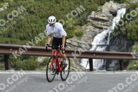 Photo #3383109 | 08-07-2023 09:15 | Passo Dello Stelvio - Waterfall curve BICYCLES