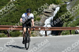 Photo #2183715 | 25-06-2022 09:40 | Passo Dello Stelvio - Waterfall curve BICYCLES